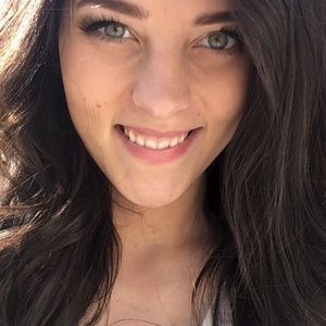 Meet your Posher, Kaela